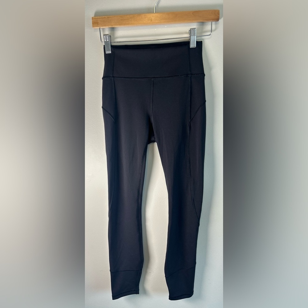 Lululemon All The Right Places Crop Leggings Size 4 Black High Rise Run Yoga EUC - Picture 1 of 8